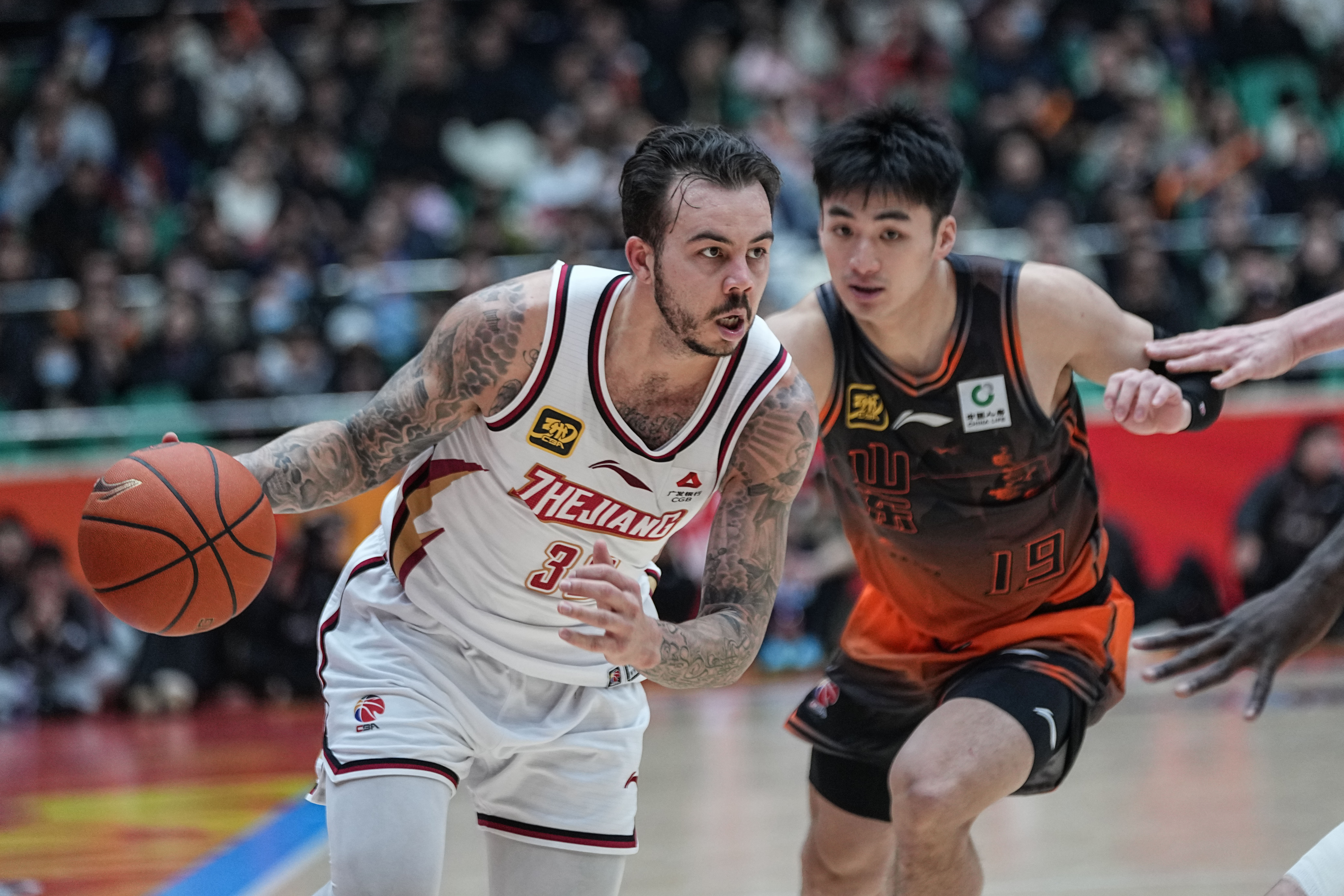 米兰体育app-CBA常规赛今晨再迎强敌，洛杉矶快船刷新队史纪录，主帅态度：气氛紧张，控场能力受关注的简单介绍-米兰体育app